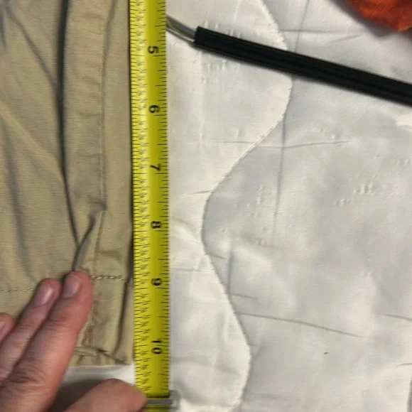 St. John's Bay Tan Cargo Shorts Casual Cotton Blend - Picture 6 of 6